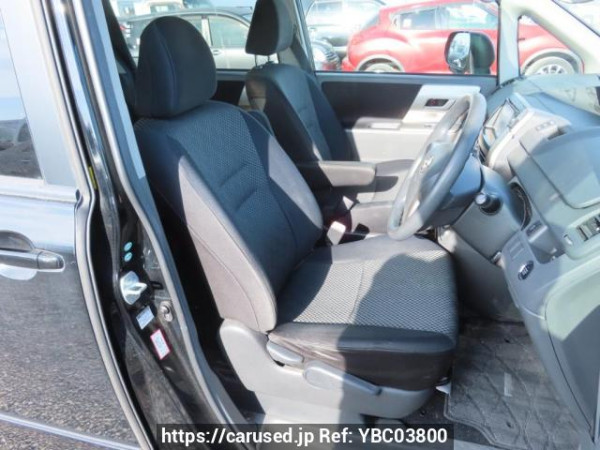 Used 2009 AT toyota noah ZRR70W Image[15]
