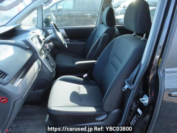 Used 2009 AT toyota noah ZRR70W Image[17]