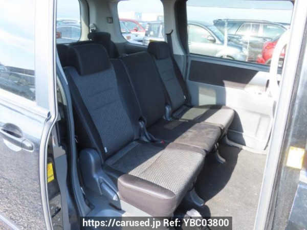 Used 2009 AT toyota noah ZRR70W Image[19]