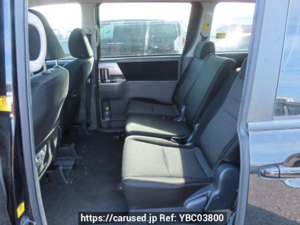 Used 2009 AT toyota noah ZRR70W Image[20]