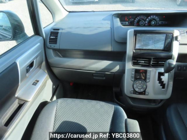 Used 2009 AT toyota noah ZRR70W Image[25]