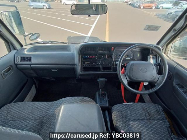 Used 2002 AT toyota hiace-van RZH102V Image[16]