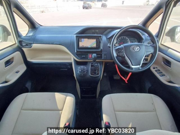 Used 2015 AT toyota noah ZRR80G Image[18]
