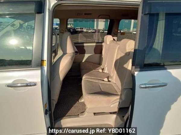 Used 2009 AT toyota noah ZRR75W Image[16]