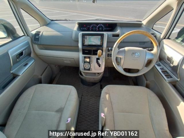 Used 2009 AT toyota noah ZRR75W Image[18]