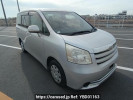 Toyota Noah ZRR70G