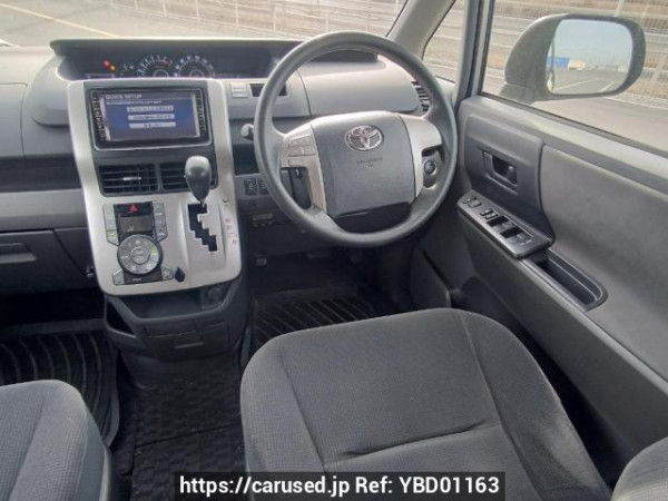 Used 2009 AT toyota noah ZRR70G Image[20]