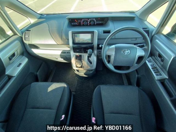 Used 2008 AT toyota noah ZRR70W Image[18]