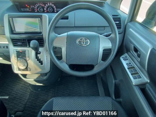 Used 2008 AT toyota noah ZRR70W Image[20]