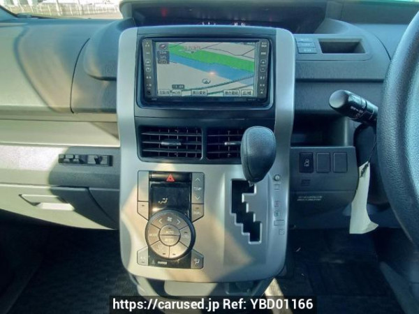 Used 2008 AT toyota noah ZRR70W Image[22]