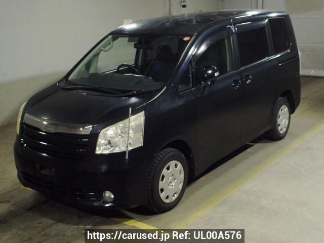 Buy Used 2009 Toyota Noah ZRR75G (UL00A576) - Carused.jp