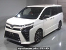 Toyota Voxy ZRR80W