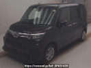 Toyota Roomy M900A