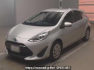 Toyota Aqua NHP10
