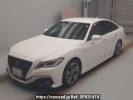 Toyota Crown Hybrid AZSH20
