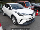 Toyota C-HR ZYX10