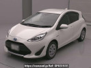 Toyota Aqua NHP10