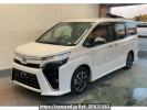 Toyota Voxy ZRR80W