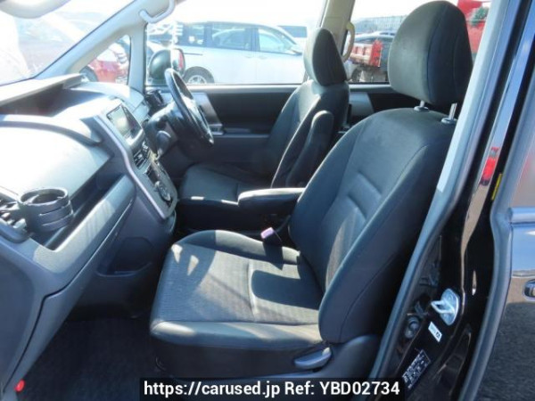 Used 2007 AT toyota voxy ZRR70W Image[17]