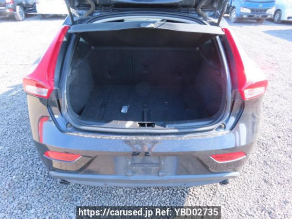 Used 2013 AT volvo v40 MB4164T Image[8]