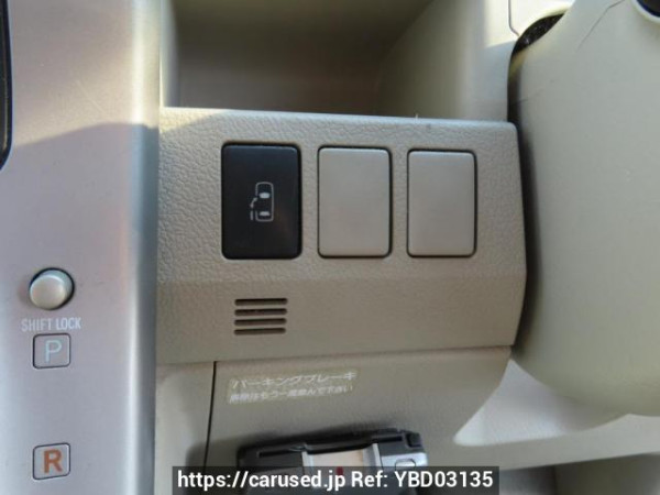 Used 2007 AT toyota noah ZRR70G Image[34]