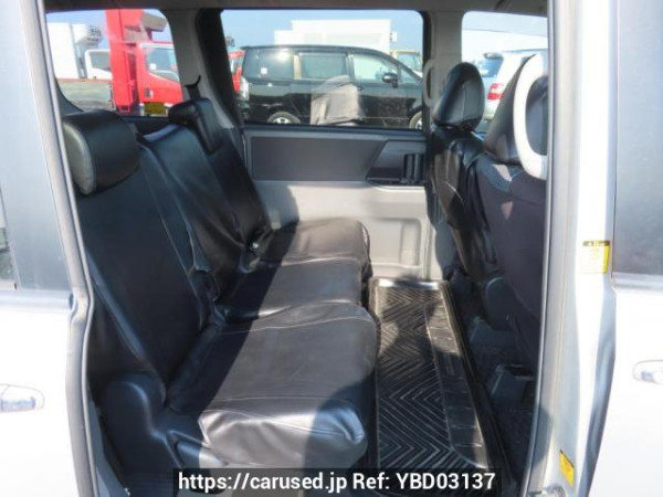 Used 2009 AT toyota noah ZRR70G Image[17]