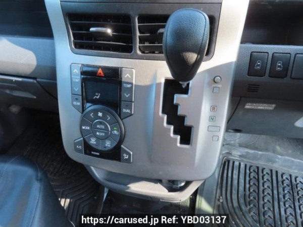 Used 2009 AT toyota noah ZRR70G Image[30]