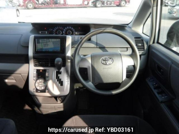Used 2008 AT toyota noah ZRR70G Image[16]