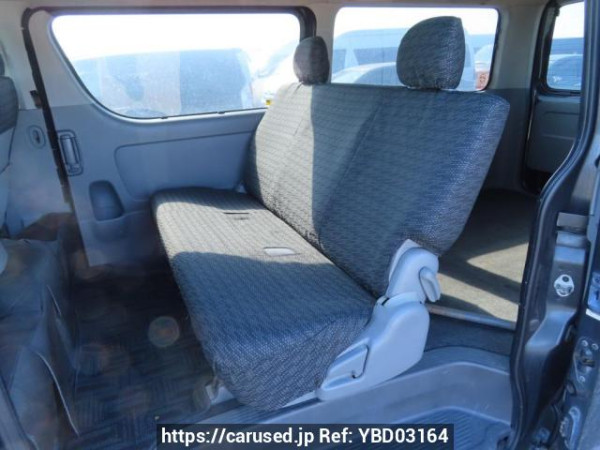 Used 2005 AT toyota regiusace-van KDH205V Image[21]