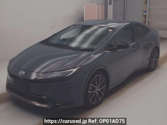 2024 Toyota Prius MXWH60