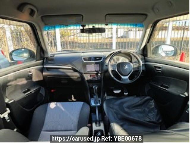 Buy Used 2012 Suzuki Swift DBA-ZC72S (YBE00678) - Carused.jp