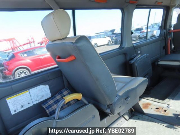 Used 2004 AT nissan caravan-bus DWMGE25 Image[22]