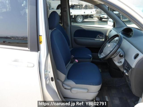 Used 2004 AT toyota sienta NCP81G Image[13]