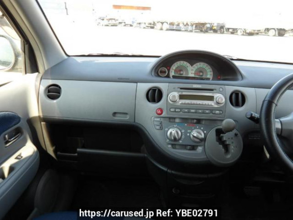 Used 2004 AT toyota sienta NCP81G Image[19]