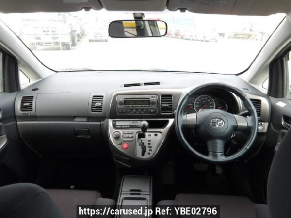 Used 2005 AT toyota wish ZNE10G Image[18]