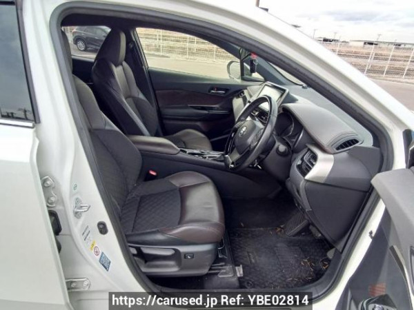 Used 2017 AT toyota c-hr ZYX10 Image[11]