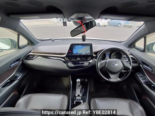 Used 2017 AT toyota c-hr ZYX10 Image[16]
