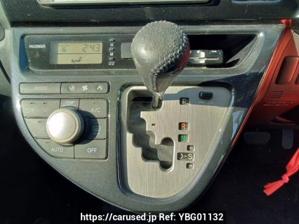 Used 2005 AT toyota wish ZNE10G Image[25]