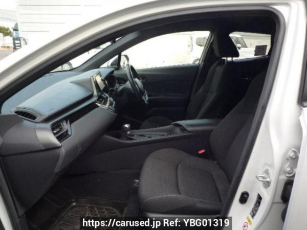 Used 2017 AT toyota c-hr ZYX10 Image[10]