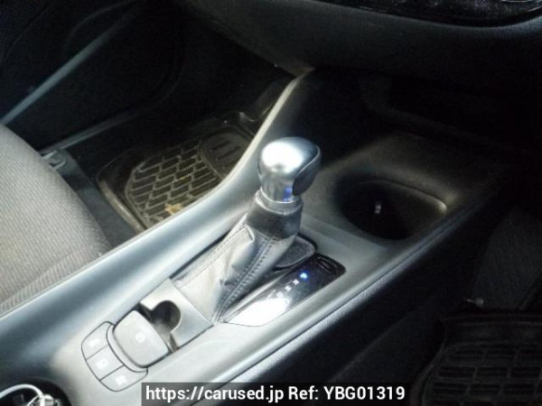 Used 2017 AT toyota c-hr ZYX10 Image[21]