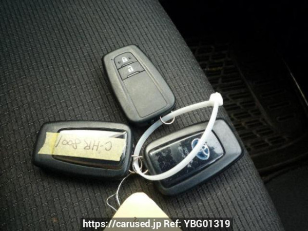 Used 2017 AT toyota c-hr ZYX10 Image[38]