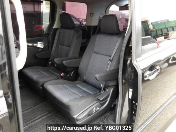 Used 2015 AT toyota noah ZRR80W Image[17]