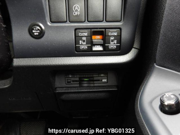 Used 2015 AT toyota noah ZRR80W Image[24]