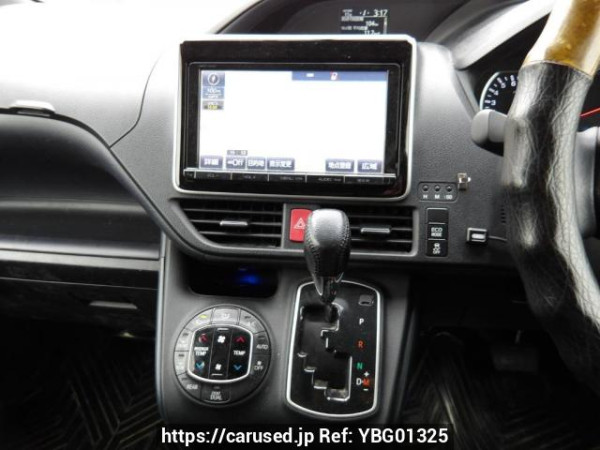 Used 2015 AT toyota noah ZRR80W Image[25]