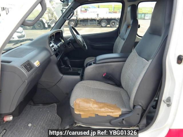 Buy Used 1997 Toyota Hiace Wagon RZH111G (YBG01326) - Carused.jp