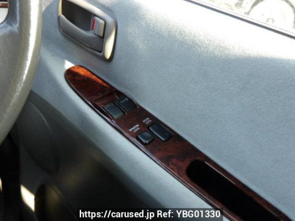 Used 1999 AT toyota regius-wagon RCH41W Image[20]