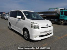 Toyota Voxy ZRR70W