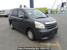 Toyota Noah ZRR70G
