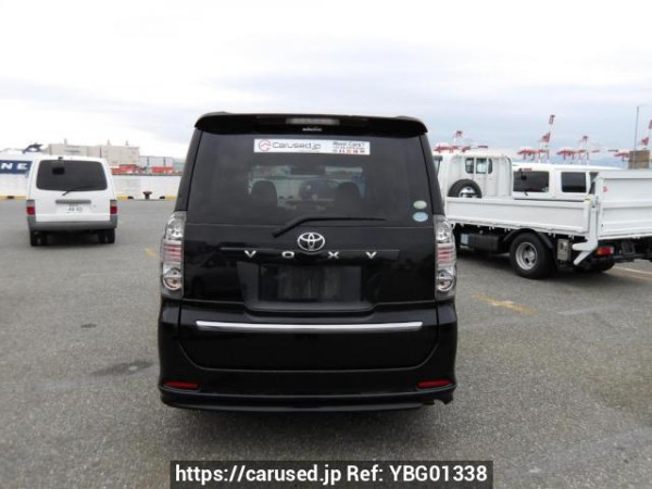 Used 2007 AT toyota voxy ZRR70W Image[5]