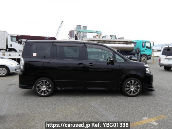 Used 2007 AT toyota voxy ZRR70W Image[7]